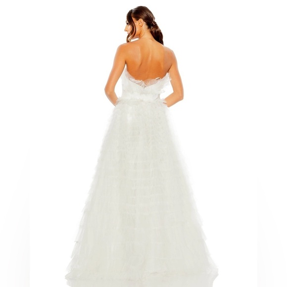 Mac Duggal 20530 NWT White Strapless Ruffle Gown with Feathers - Picture 4 of 13